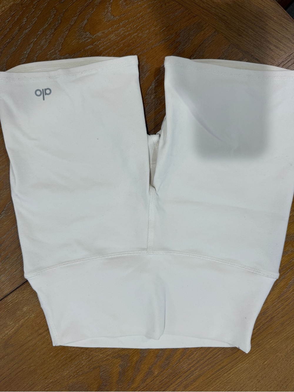 ALO Yoga White Kids Bike Shorts - Youth